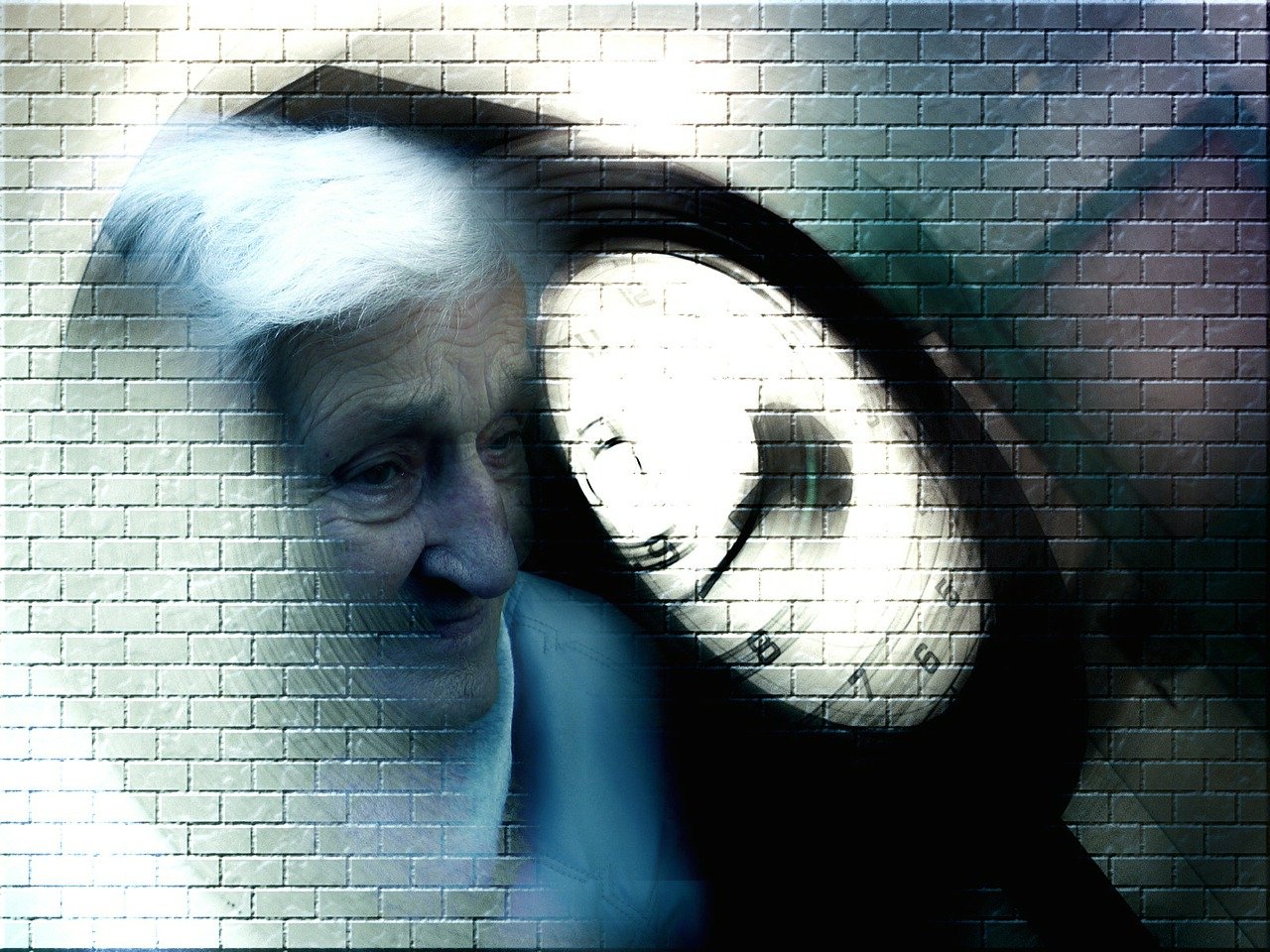Can lack of sleep increase risk of dementia? - Navienmate Canada